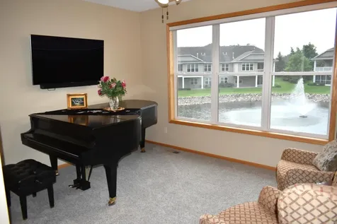 10726 Lyndale Bluffs Trail Bloomington MN 55420
