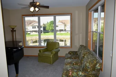 10726 Lyndale Bluffs Trail Bloomington MN 55420