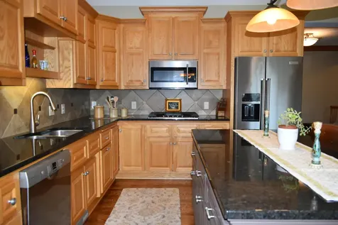 10726 Lyndale Bluffs Trail Bloomington MN 55420