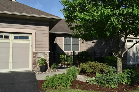 10726 Lyndale Bluffs Trail Bloomington MN 55420