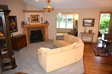10726 Lyndale Bluffs Trail Bloomington MN 55420