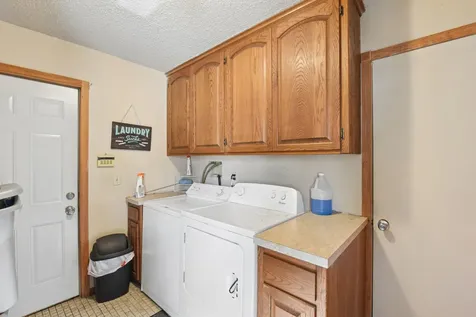 1237 5th Street E Saint Paul MN 55106