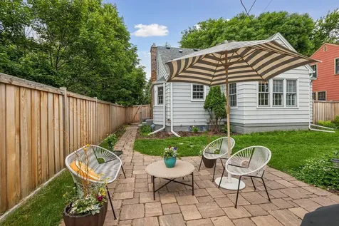 1403 California Avenue W Falcon Heights MN 55108