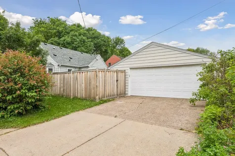 1403 California Avenue W Falcon Heights MN 55108