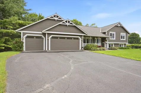 8452 Monterey Court Eden Prairie MN 55347