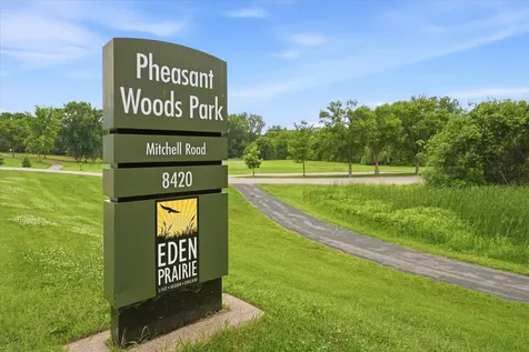 8452 Monterey Court Eden Prairie MN 55347