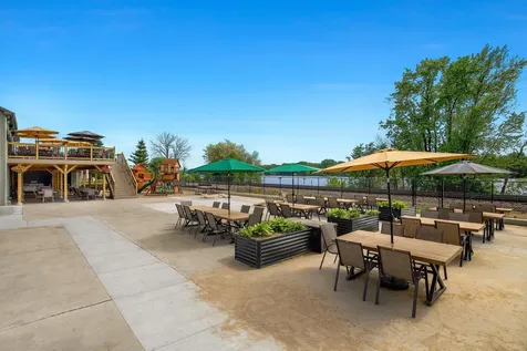 115 N Shore Drive Fountain City WI 54629