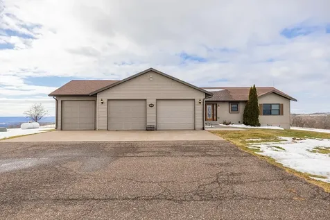 W1660 Maplewood Lane Alma WI 54610