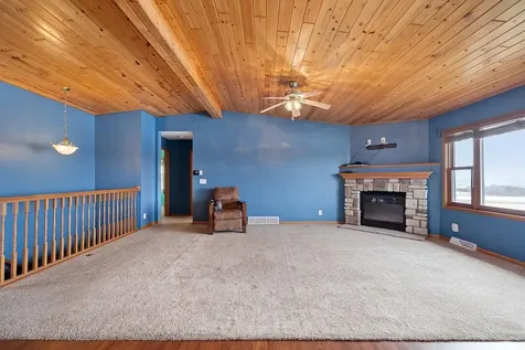 W1660 Maplewood Lane Alma WI 54610