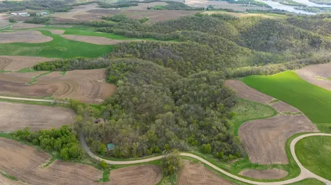 W1660 Maplewood Lane Alma WI 54610