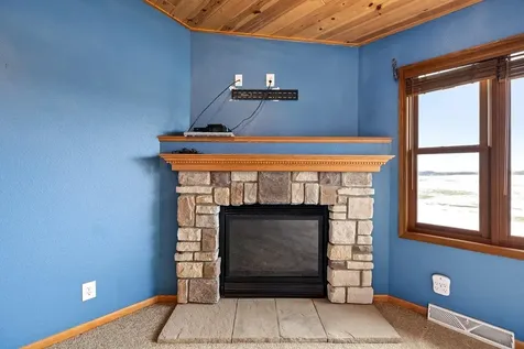 W1660 Maplewood Lane Alma WI 54610