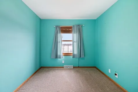 W1660 Maplewood Lane Alma WI 54610