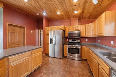 W1660 Maplewood Lane Alma WI 54610