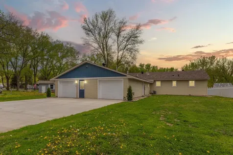 918 Marian Street Waterville MN 56096