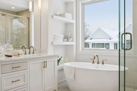 599 Harbor Court Shoreview MN 55126