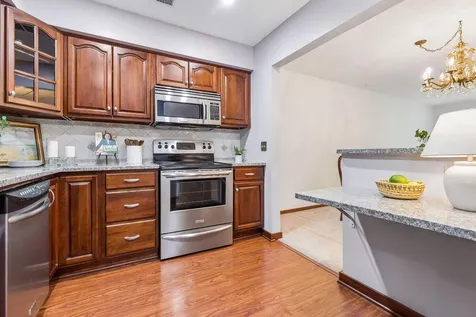 7361 W Franklin Avenue Saint Louis Park MN 55426
