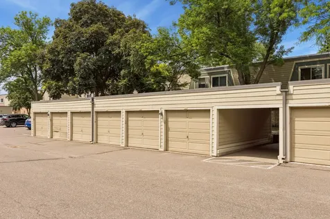 7361 W Franklin Avenue Saint Louis Park MN 55426