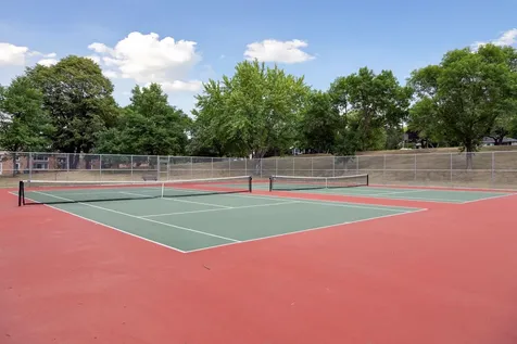 7361 W Franklin Avenue Saint Louis Park MN 55426