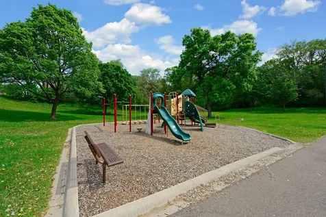 7361 W Franklin Avenue Saint Louis Park MN 55426