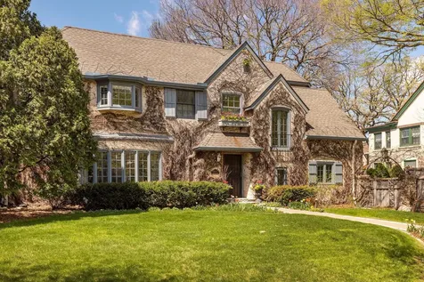 1930 Knox Avenue S Minneapolis MN 55403