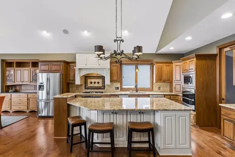 5110 Lexington Avenue N Shoreview MN 55126