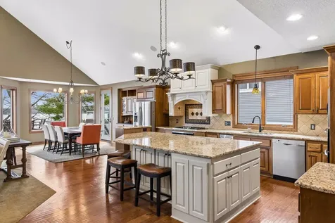 5110 Lexington Avenue N Shoreview MN 55126