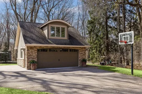 5110 Lexington Avenue N Shoreview MN 55126