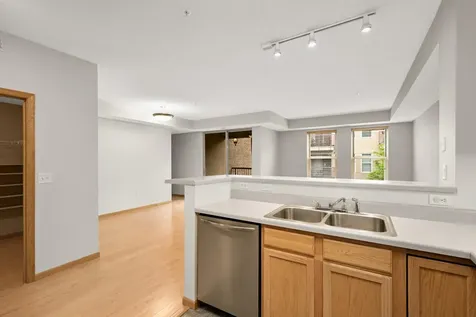 580 N 2nd Street Minneapolis MN 55401