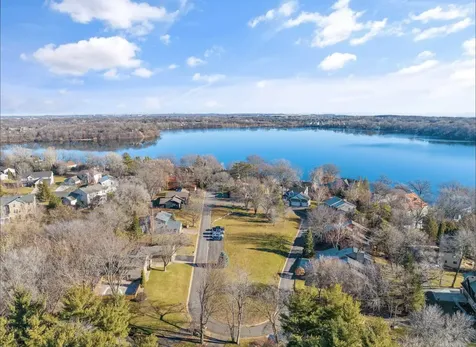 321 Deerfoot Trail Chanhassen MN 55317