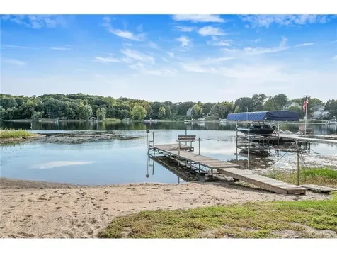 321 Deerfoot Trail Chanhassen MN 55317
