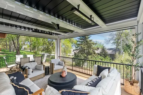 321 Deerfoot Trail Chanhassen MN 55317