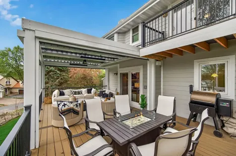 321 Deerfoot Trail Chanhassen MN 55317