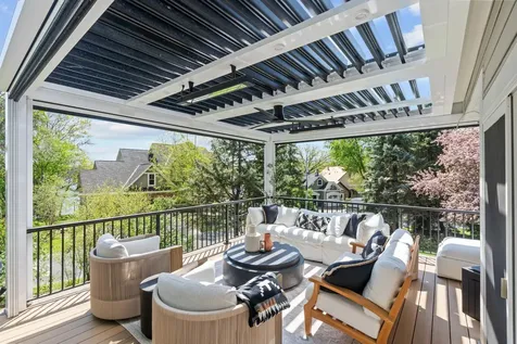 321 Deerfoot Trail Chanhassen MN 55317