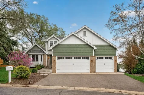 321 Deerfoot Trail Chanhassen MN 55317