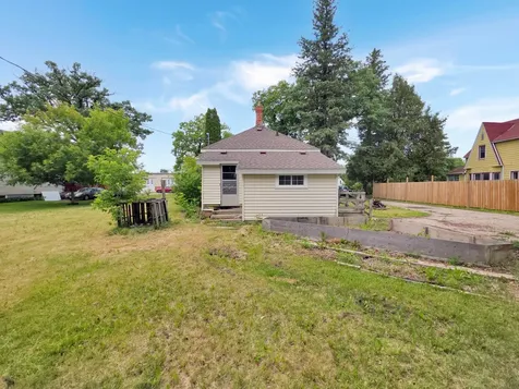 126 Tousley Avenue N New York Mills MN 56567