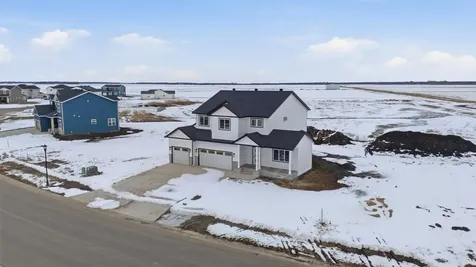 517 Prairie Parkway Kindred ND 58051