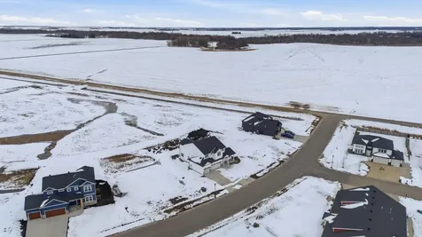 517 Prairie Parkway Kindred ND 58051