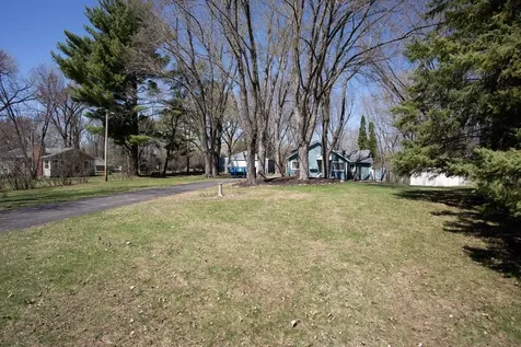 1873 Kohlman Avenue Maplewood MN 55109