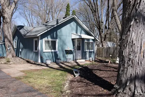 1873 Kohlman Avenue Maplewood MN 55109
