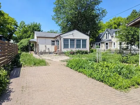 1515 California Street NE Minneapolis MN 55413
