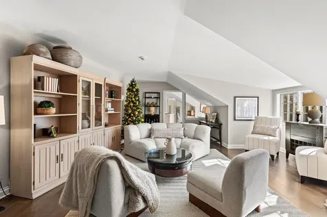 11228 Willowood Avenue Eden Prairie MN 55344