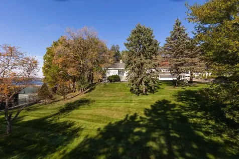 11228 Willowood Avenue Eden Prairie MN 55344