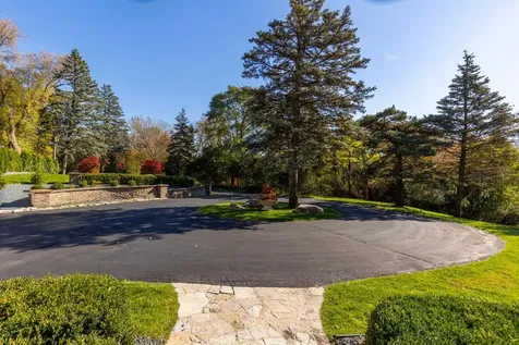 11228 Willowood Avenue Eden Prairie MN 55344
