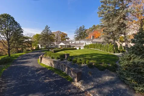 11228 Willowood Avenue Eden Prairie MN 55344