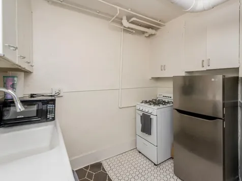 1733 Selby Avenue Saint Paul MN 55104