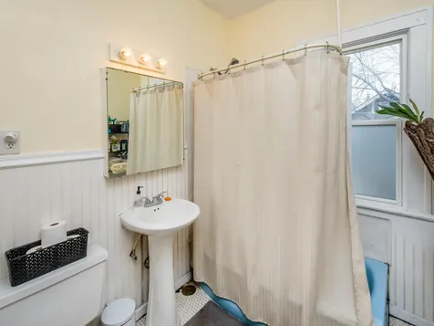 1733 Selby Avenue Saint Paul MN 55104