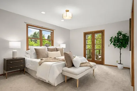 1740 Stanbridge Avenue Roseville MN 55113
