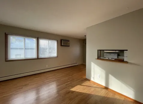 2637 Pleasant Avenue Minneapolis MN 55408