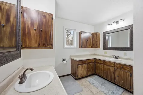 1211 Hall Avenue Breckenridge MN 56520