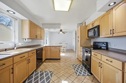 1211 Hall Avenue Breckenridge MN 56520